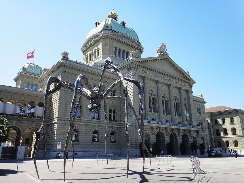 Escultura de la araña Louise Bourgeois