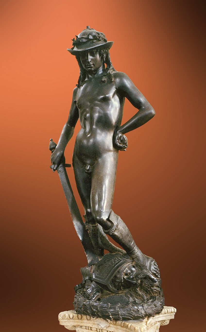 Estatua de bronce de David