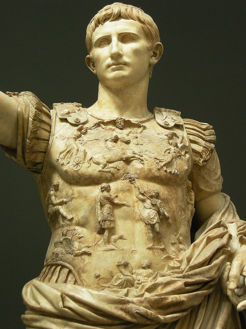 Estatua de César Augusto