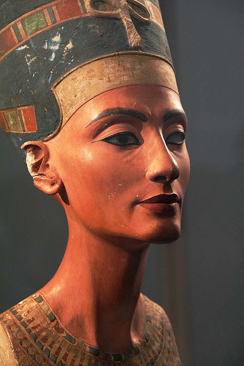 Fotografía del busto egipcio