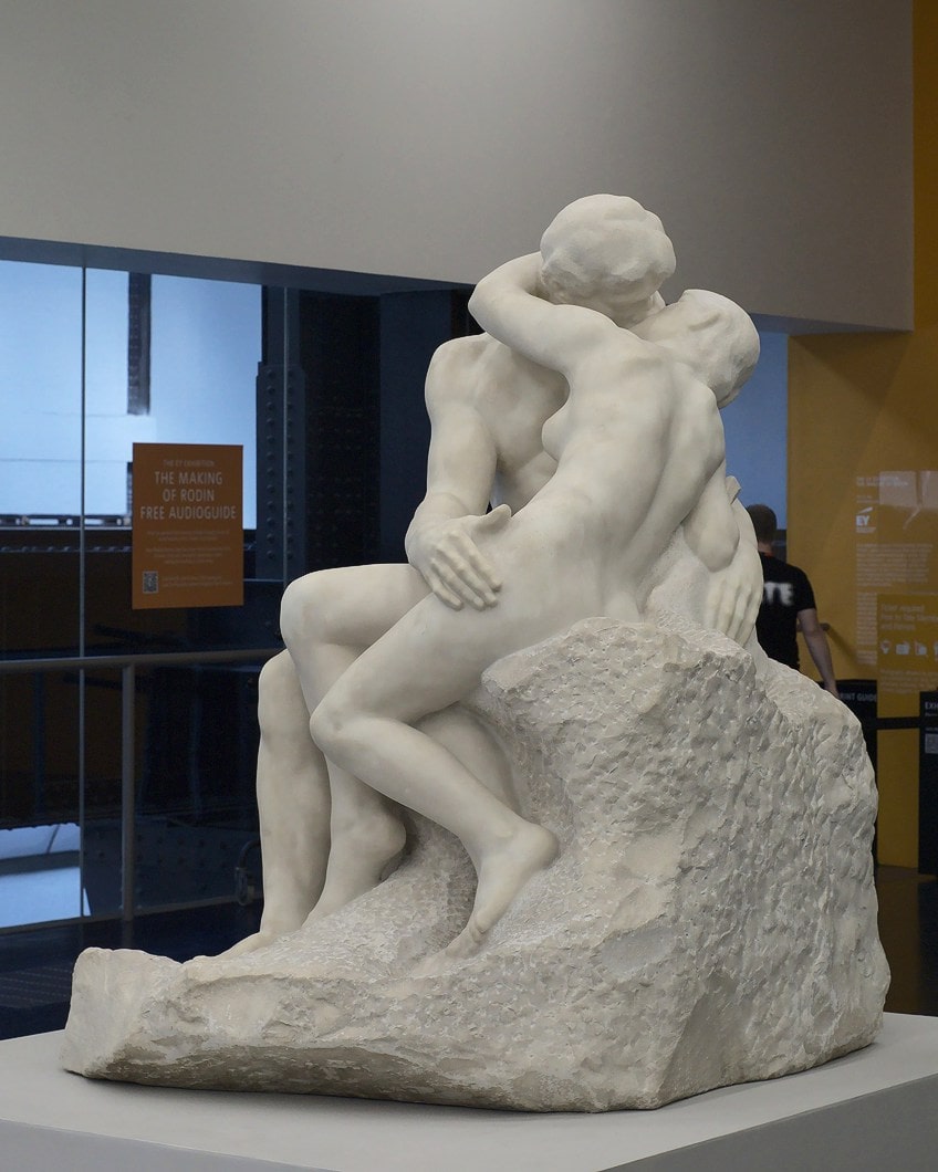 Escultura del beso de Auguste Rodin – Analizando la obra de Rodin «El beso»