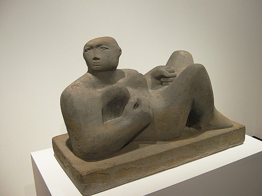 Ejemplo de escultura de Henry Moore