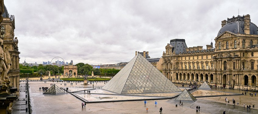 Qué tan grande es el Louvre